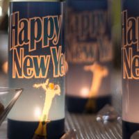 Windlicht Happy New Year Sektflasche, blau-bunt 2 Motivbögen